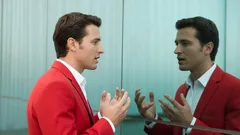 Sık sık kendi kendinize konuşur musunuz? Psikologlar bunun kişiliğiniz hakkında ne anlama geldiğini açıklıyor